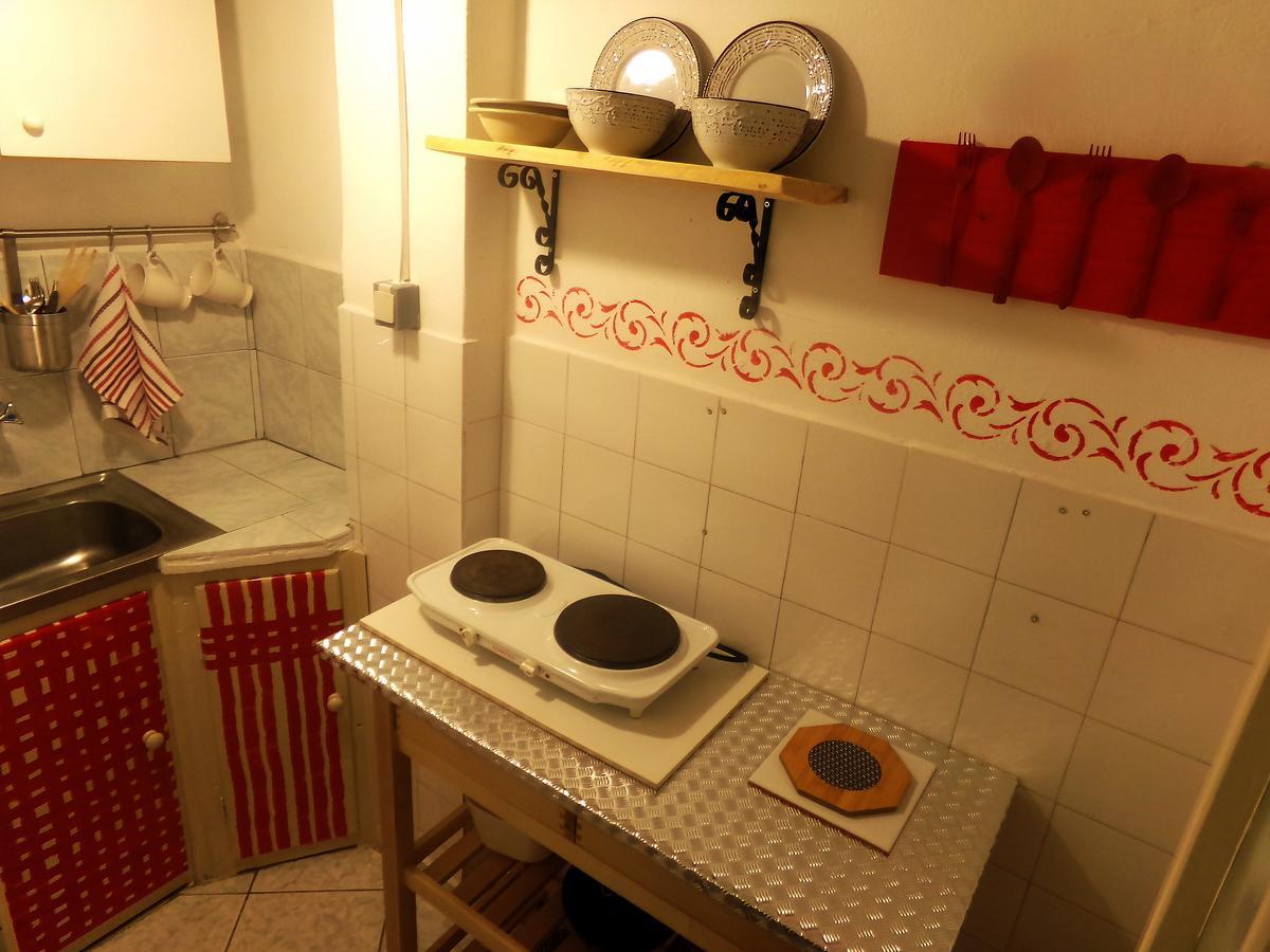 Leia Guest House 埃尔莫波利斯 外观 照片