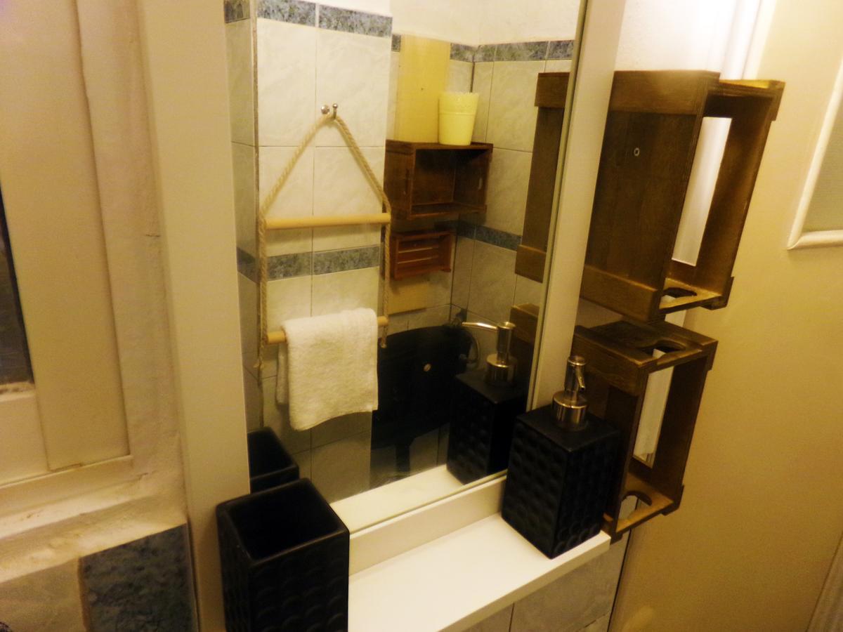 Leia Guest House 埃尔莫波利斯 外观 照片