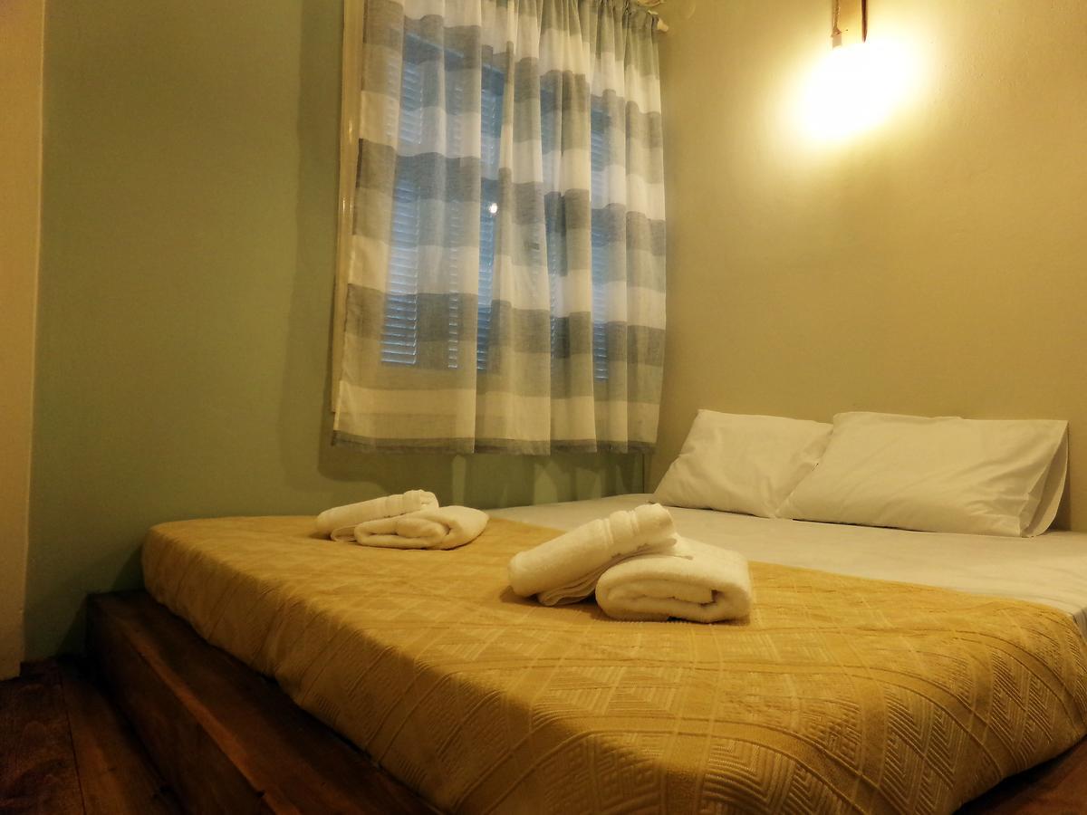 Leia Guest House 埃尔莫波利斯 外观 照片